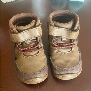 Toddler boy stride rite boots